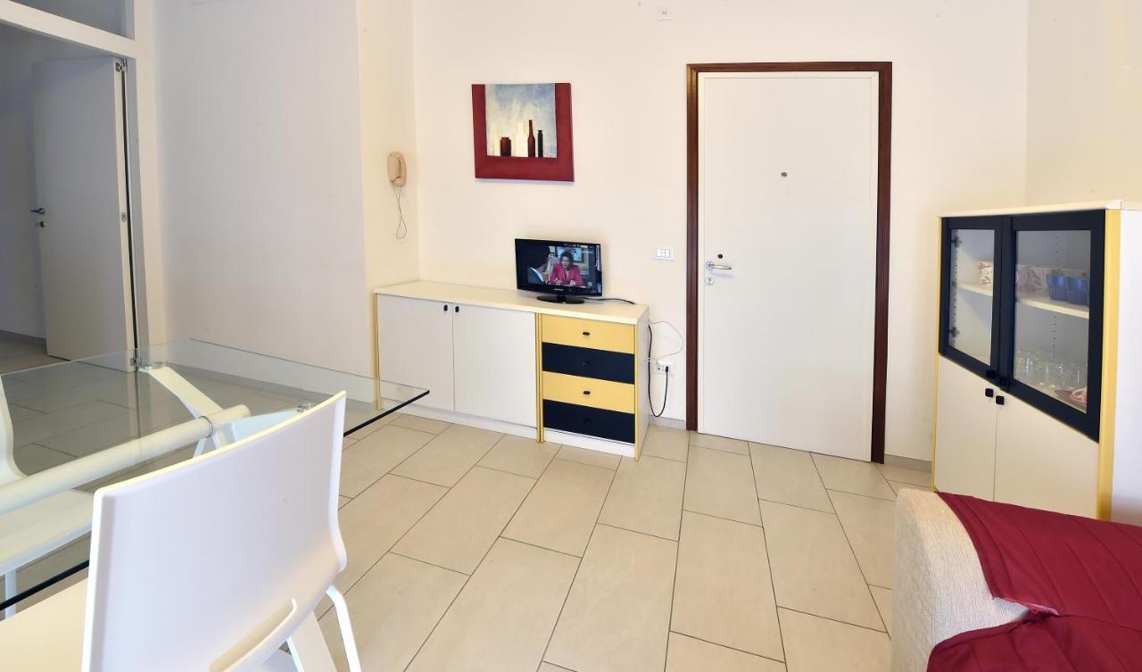 Villa Rosa Lignano Sabbiadoro Bagian luar foto