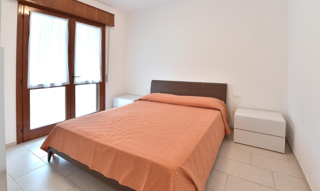 Villa Rosa Lignano Sabbiadoro Bagian luar foto